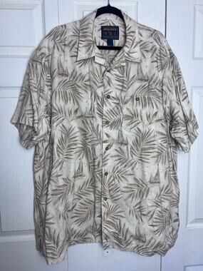 Woolrich Men's Tropical Hawaiian Short Sleeve Button Down Shirt, Size 2XL